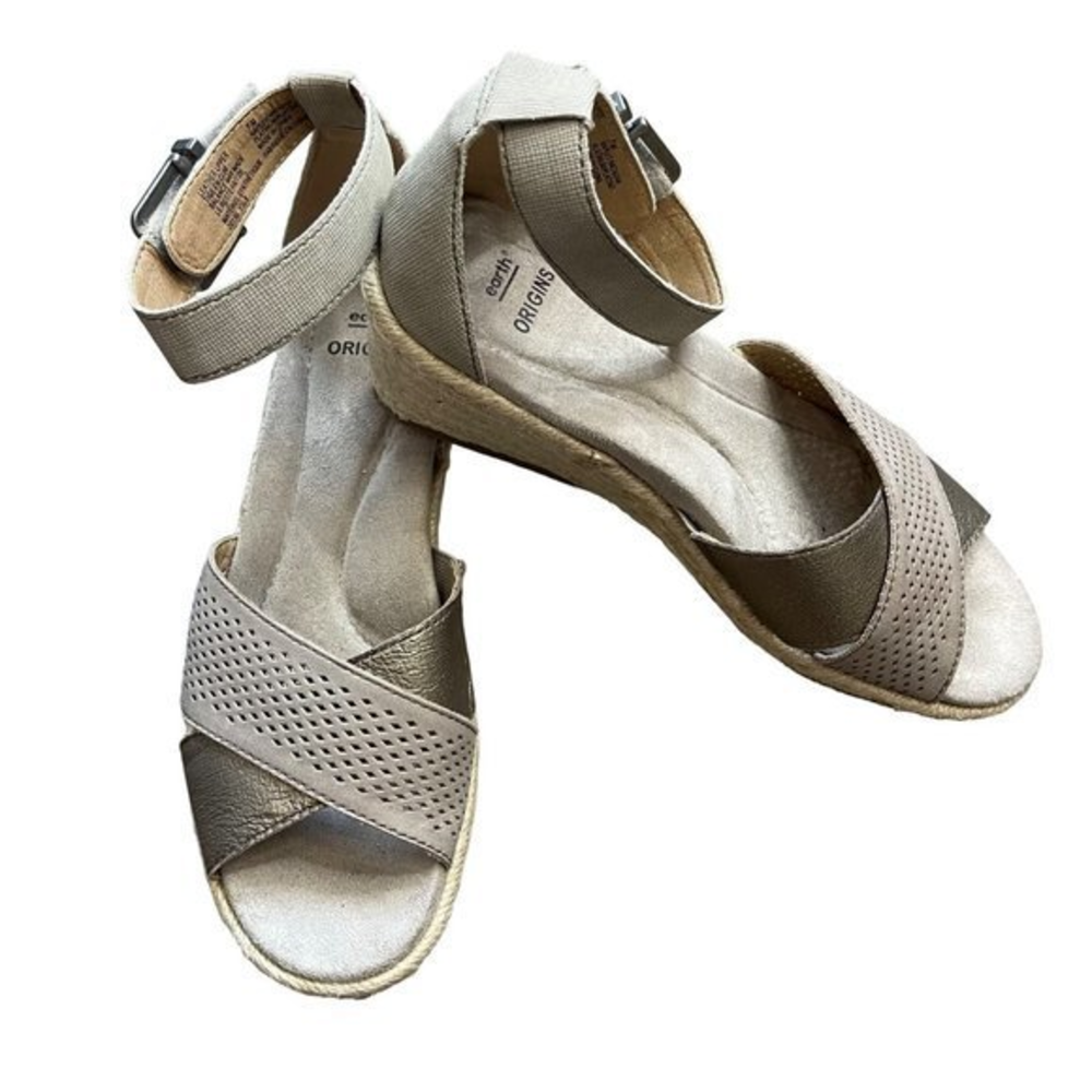 Earth Origins Women's Platinum Naples Natasha Leather‎ Sandals Neutral Size 7M